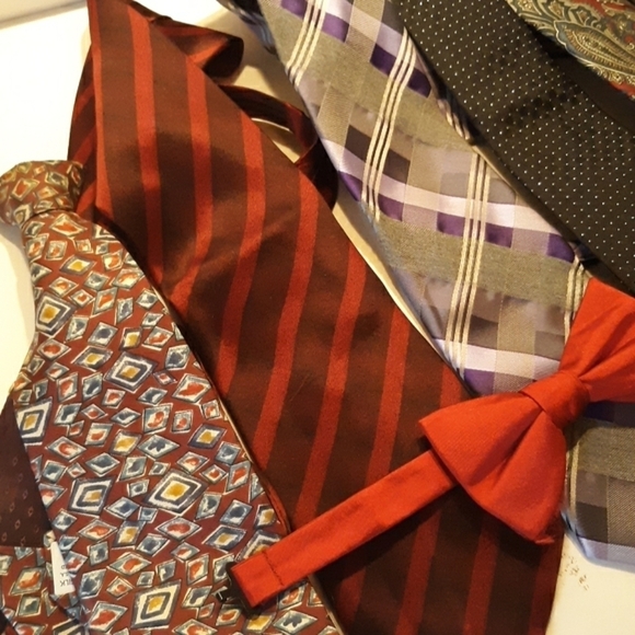 7 neckties - Picture 2 of 8